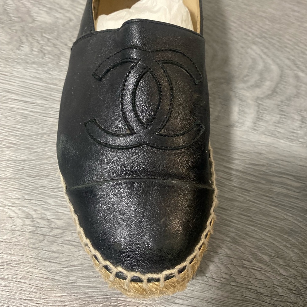 Authentic leather Chanel espadrille comes with dust bag and box